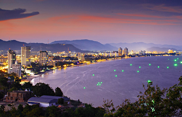 hua-hin-thailand-beachby night hua-hin-thailand-beachby night